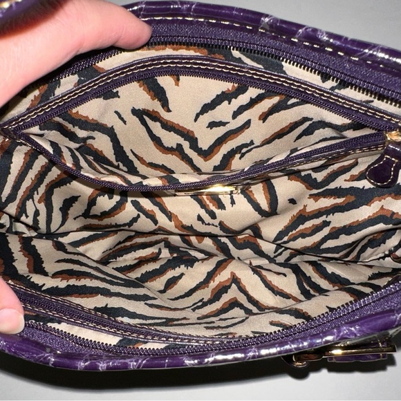 Maxx NY Y2K purple gold shoulder bag faux crocodile alligator pockets keychain - Picture 7 of 15